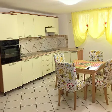 Apartment Viola Piombino